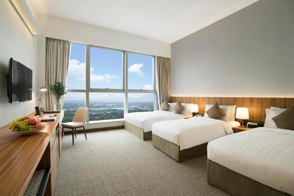 Hotel Cozi-Wetland Гонконг Экстерьер фото